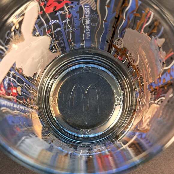 Set of 2 McDonald's Shrek 4 Forever After Glasses - Picture 9 of 13